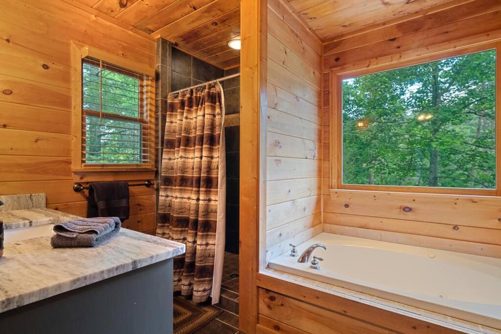 Lakeside Retreat Hot Tub Fishing Hiking Ellijay Extérieur photo