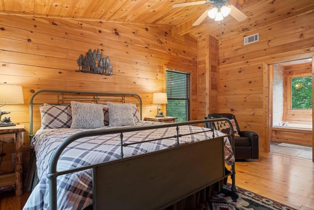 Lakeside Retreat Hot Tub Fishing Hiking Ellijay Extérieur photo